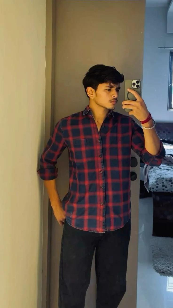 Call boy Nishatganj – premium service